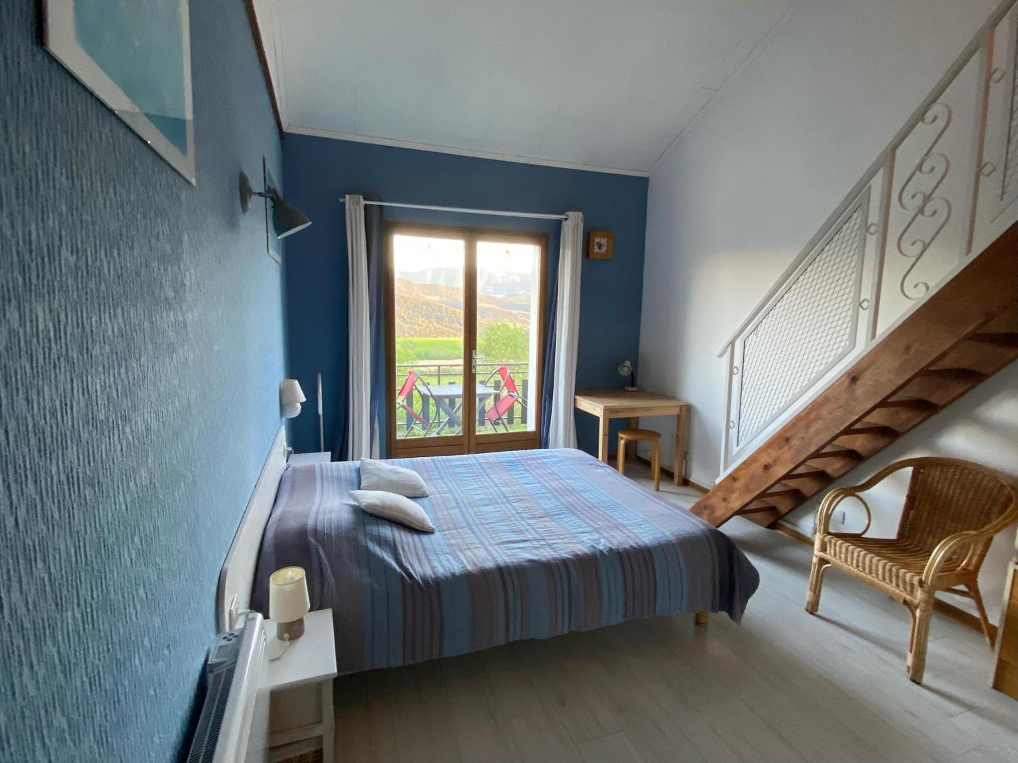 L'Ensoleillee Bed and Breakfast Rosans Eksteriør billede